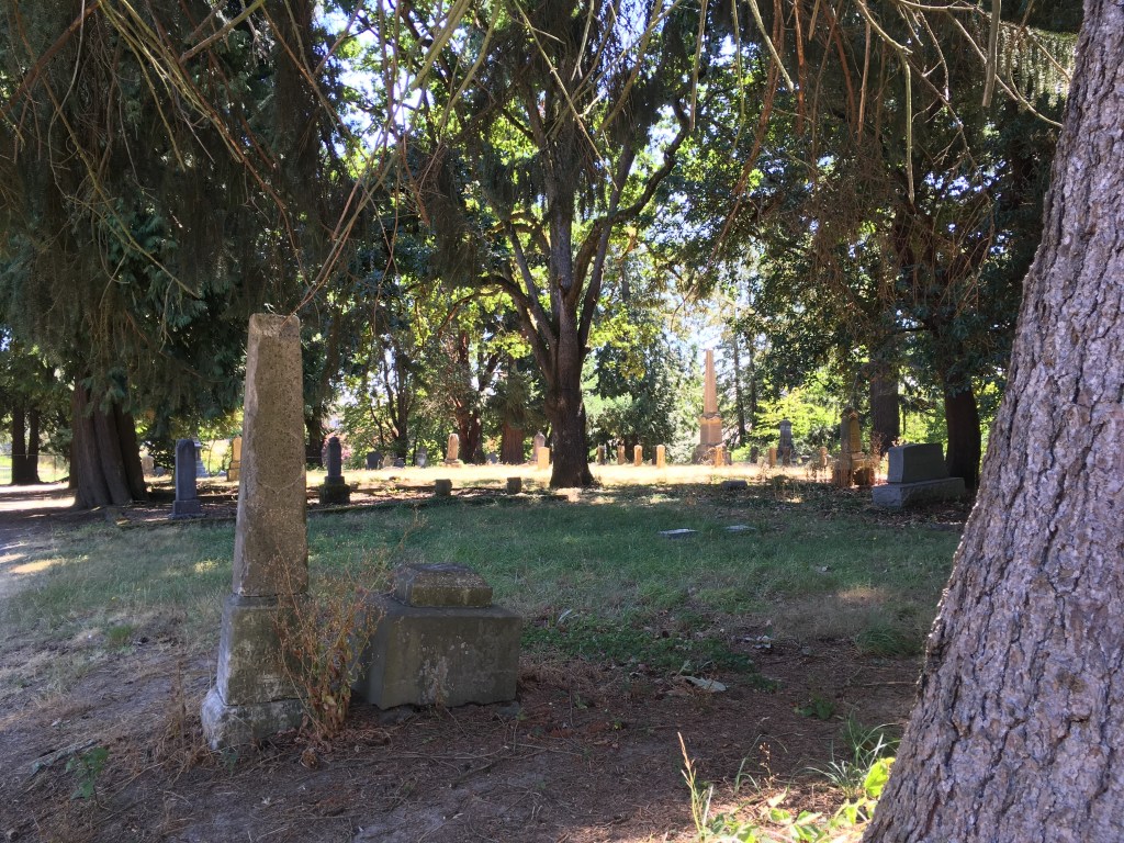 Lee Mission Cemetery